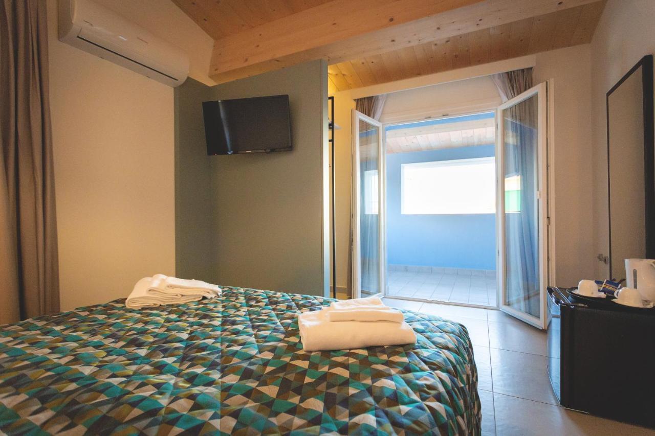 Via Siena 4 - Suites & Rooms Marina di Cecina Dış mekan fotoğraf