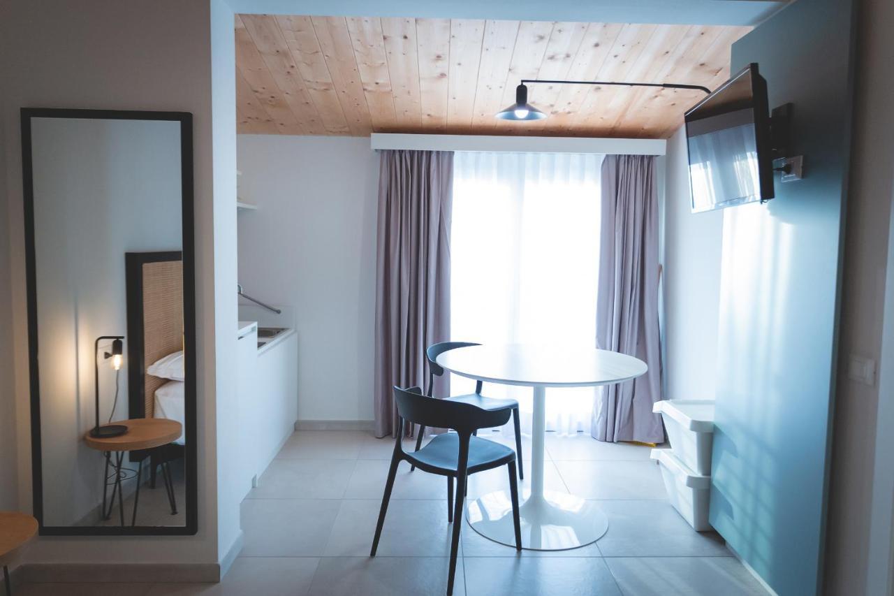 Via Siena 4 - Suites & Rooms Marina di Cecina Dış mekan fotoğraf