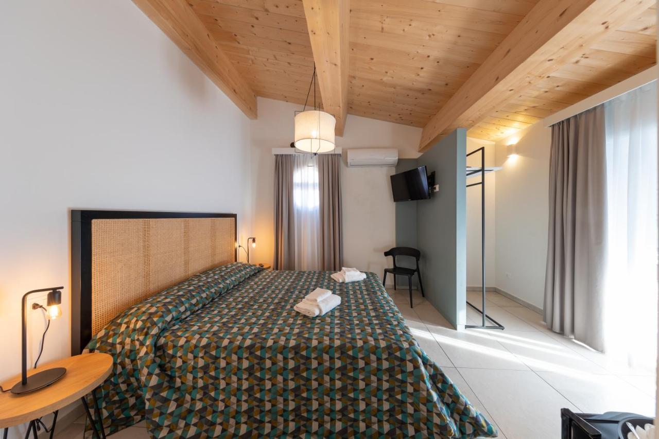 Via Siena 4 - Suites & Rooms Marina di Cecina Dış mekan fotoğraf