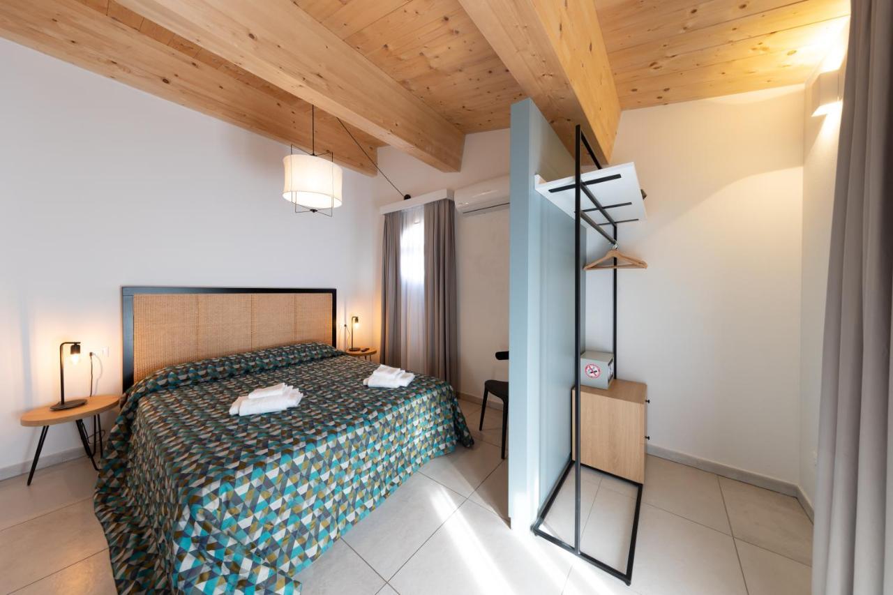 Via Siena 4 - Suites & Rooms Marina di Cecina Dış mekan fotoğraf